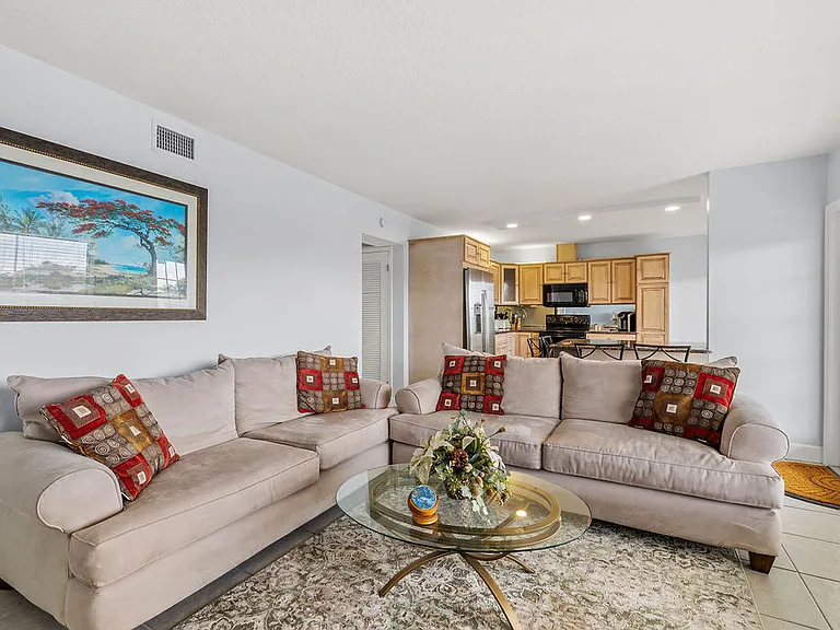 23 Royal Palm Point #A — Photo 5