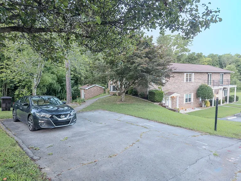 5 Eleven Estates Dr — Photo 16