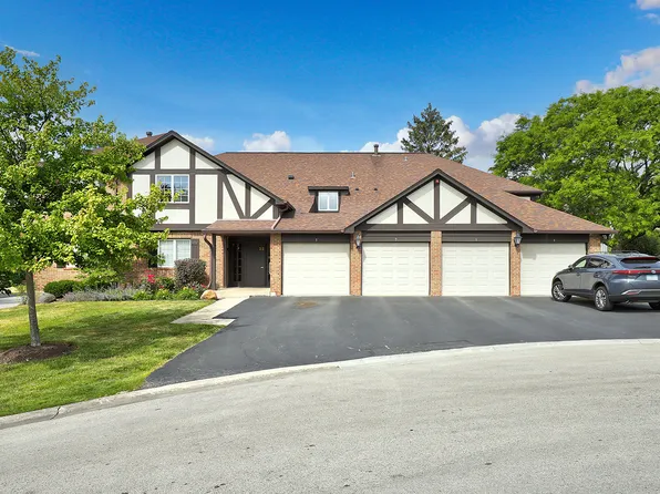22 Sauk Trl APT 4, Indian Head Park, IL 60525