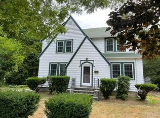 12 Freeman St, Newton, MA 02466