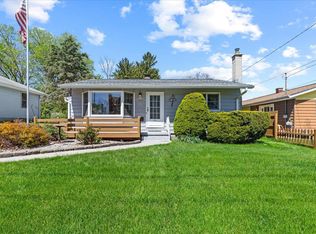 1726 Taylor Ln, West Bend, WI 53090
