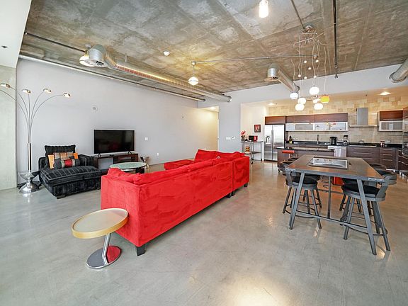 4th image of 900 Las Vegas Blvd S Unit 1404