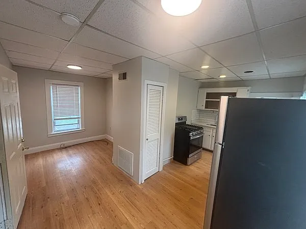 261 Plymouth St #4 — Photo 6