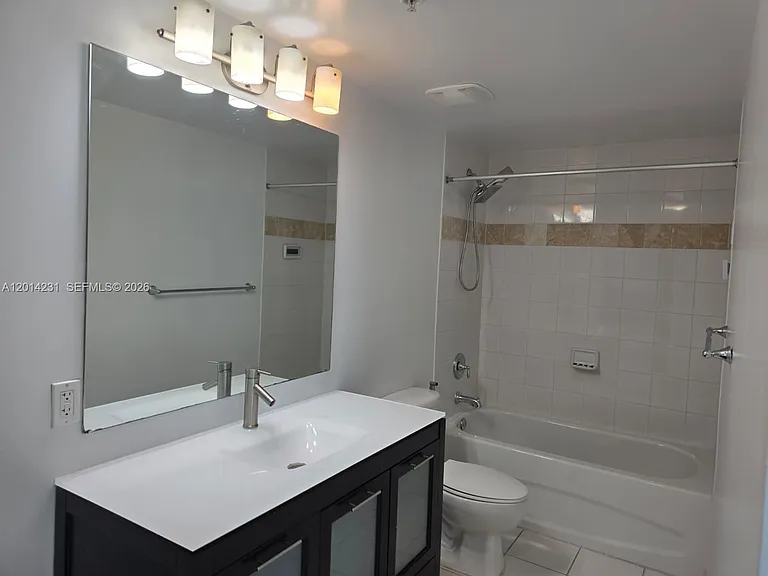 1861 NW South River Dr #2603 — Photo 10