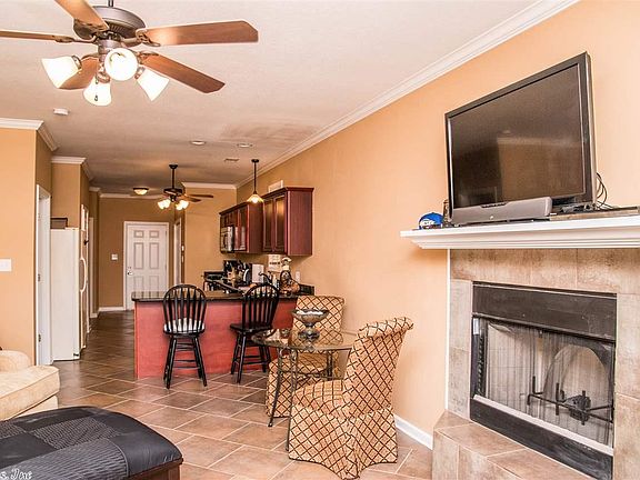4th image of 120 Kaleigh Ct #B