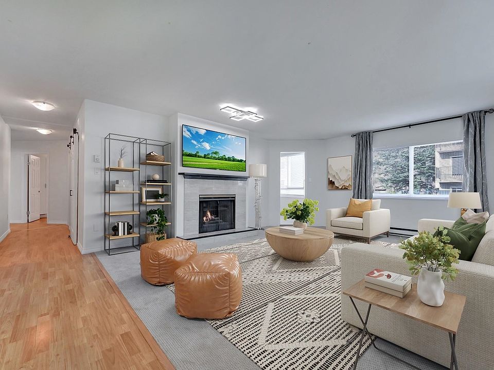 1st image of 22241 Selkirk Ave #103