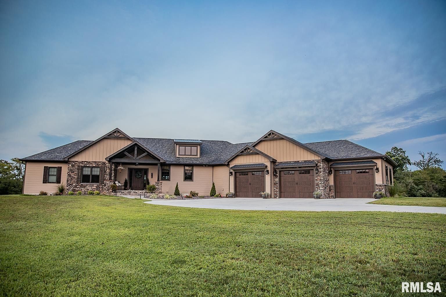 726 Hidden Lakes Rd, Du Quoin, IL 62832 Zillow