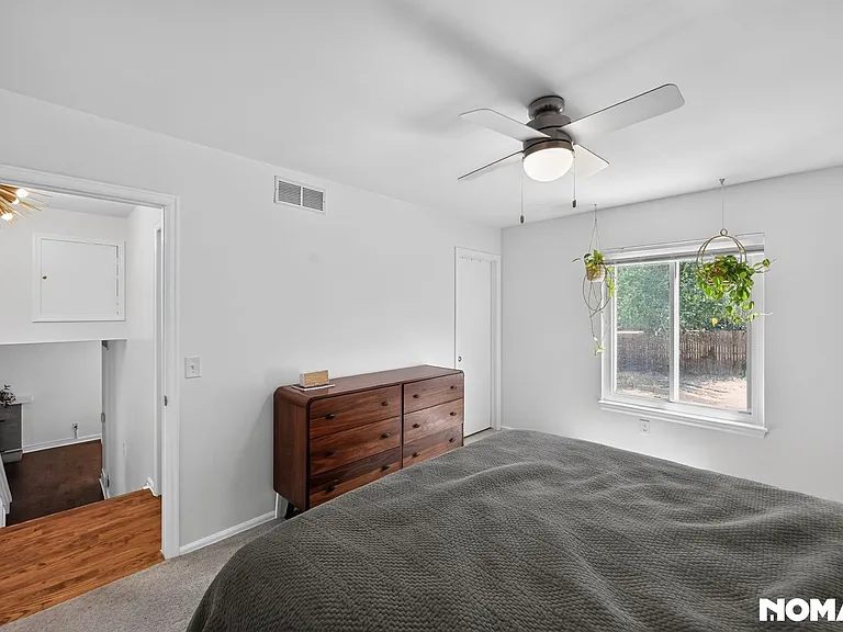 15652 E Jefferson Ave — Photo 15