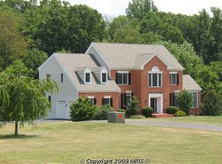 4225 Lawnvale Dr, Gainesville, VA 20155