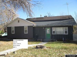 526 S 5th St, Douglas, WY 82637