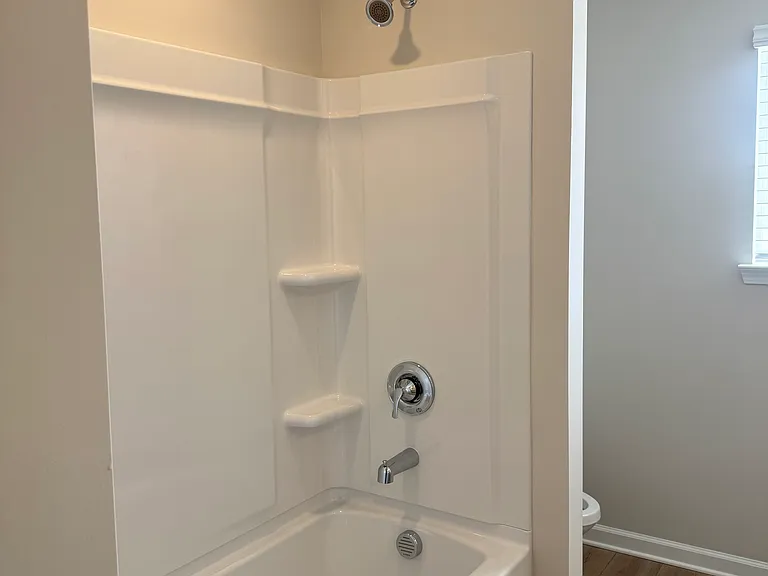 501 Tallulah Ln — Photo 6