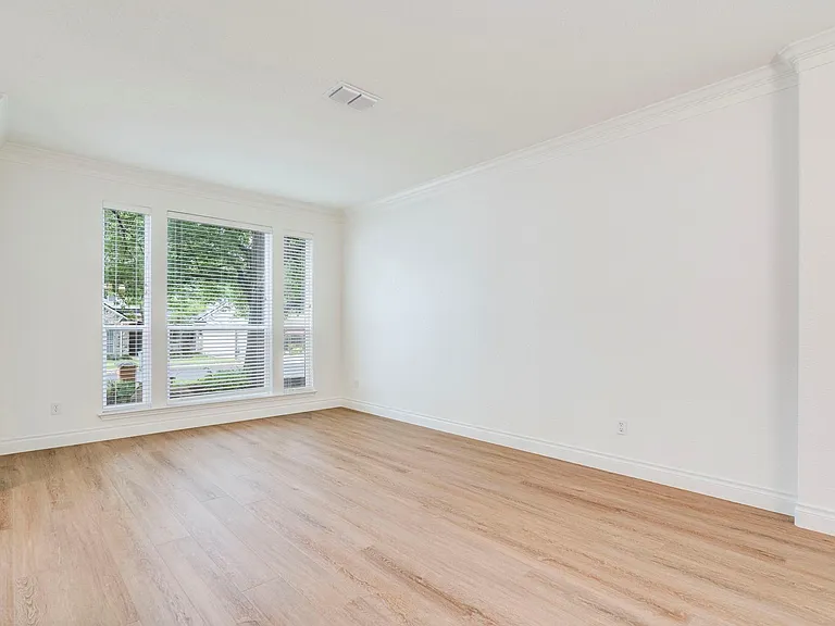 6318 Zadock Woods Dr — Photo 6