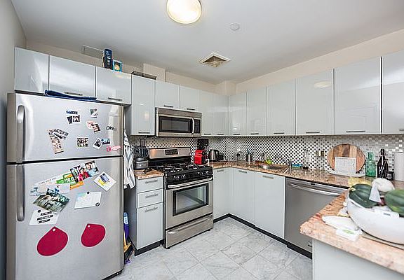 5th image of 3734 29th St APT 5C
