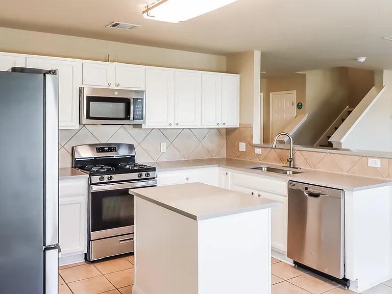 175 Meadowlark Ln — Photo 8