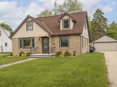 918 Park AVENUE, West Bend, WI, 53090