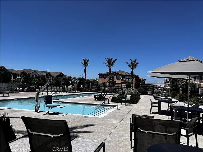 3905 E Coronado Privado — Photo 6