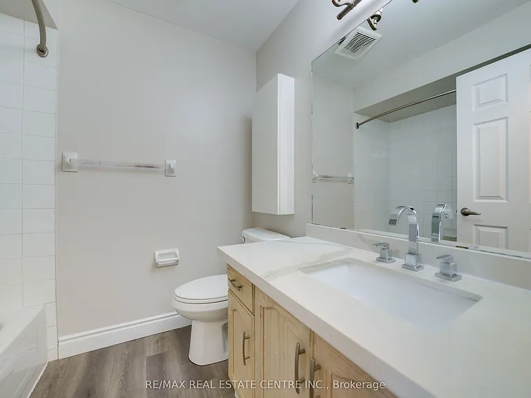 76 Frances Ave #32 — Photo 32