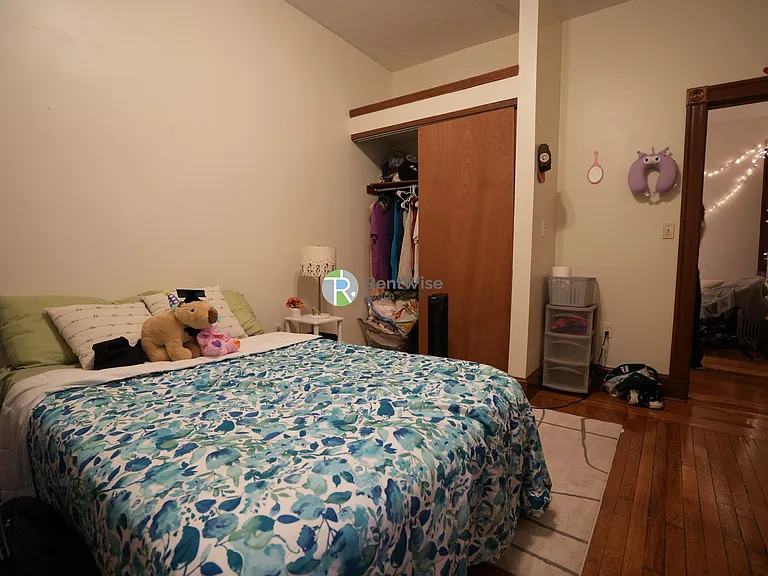 21 Gibbs St #2 — Photo 8
