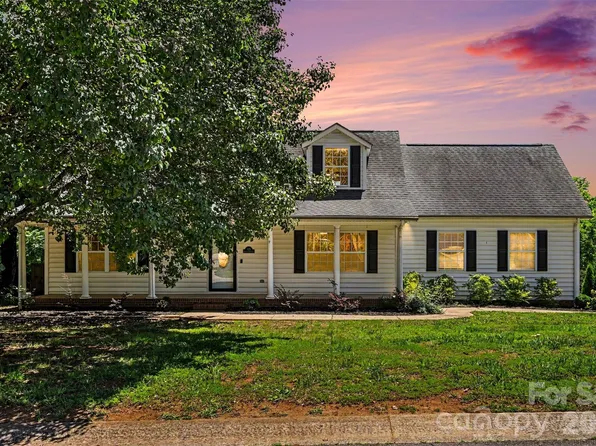 113 Heather Glen Ln, Belmont, NC 28012