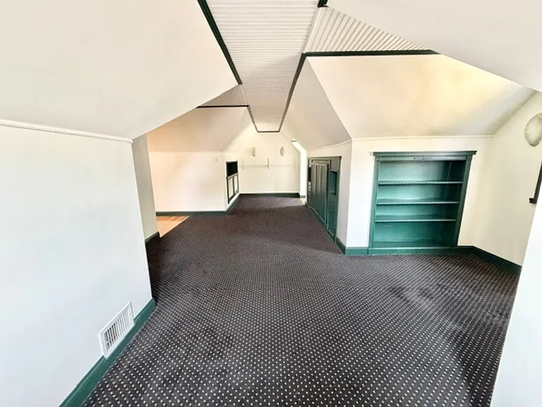 2414 Brighton Dr — Photo 19