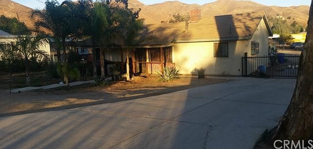 1st image of 3564 Lindsay St