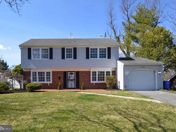 2208 Hyde Ln, Bowie, MD 20716