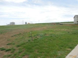 314 Bear Tooth Dr, Box Elder, SD 57719