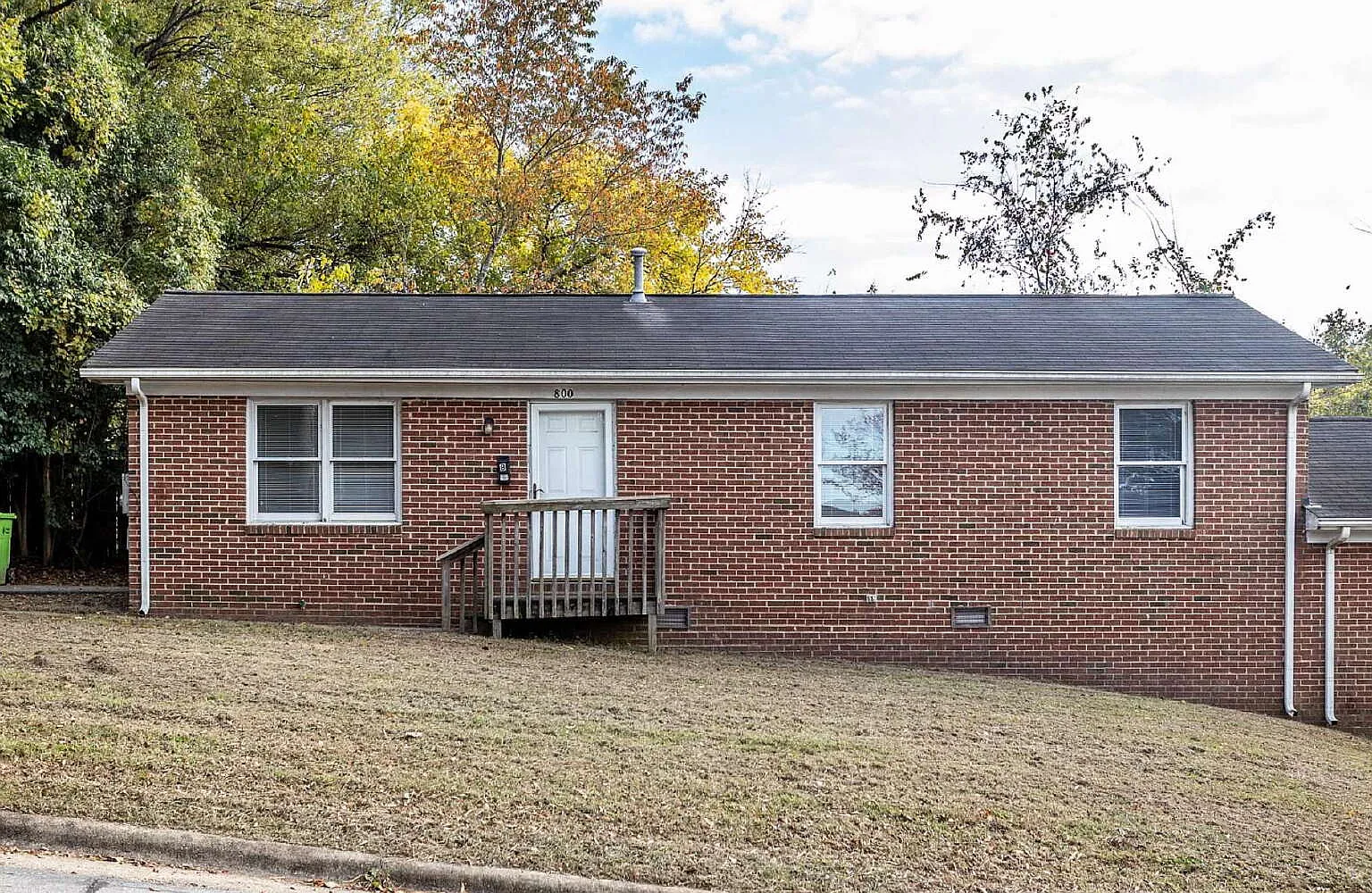 2 bed, 1.5 bath, 925 sqft, $1,495 — Photo 1