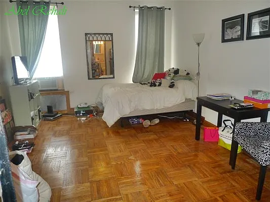 Rented by Guidance Realty Corp. | media 4