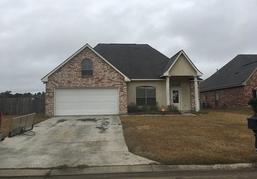 1st image of 25987 Willow Wood St