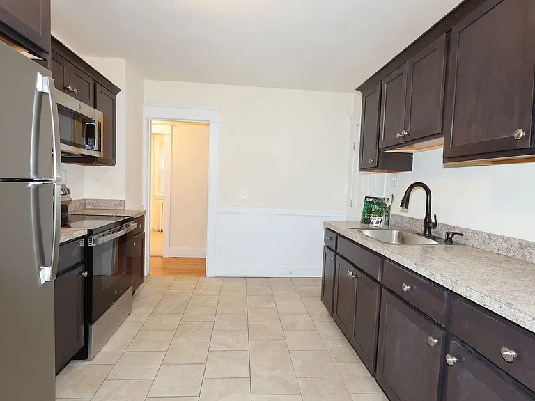 146 Division St #1 — Photo 15