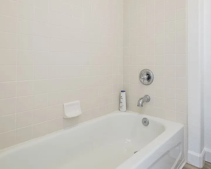 416 Cranston Ct — Photo 15