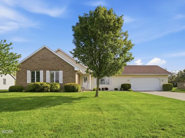 5724 Clover Ridge Dr, Lima, OH 45807