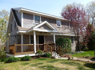 75 Mayflower Ln, Tisbury, MA 02568