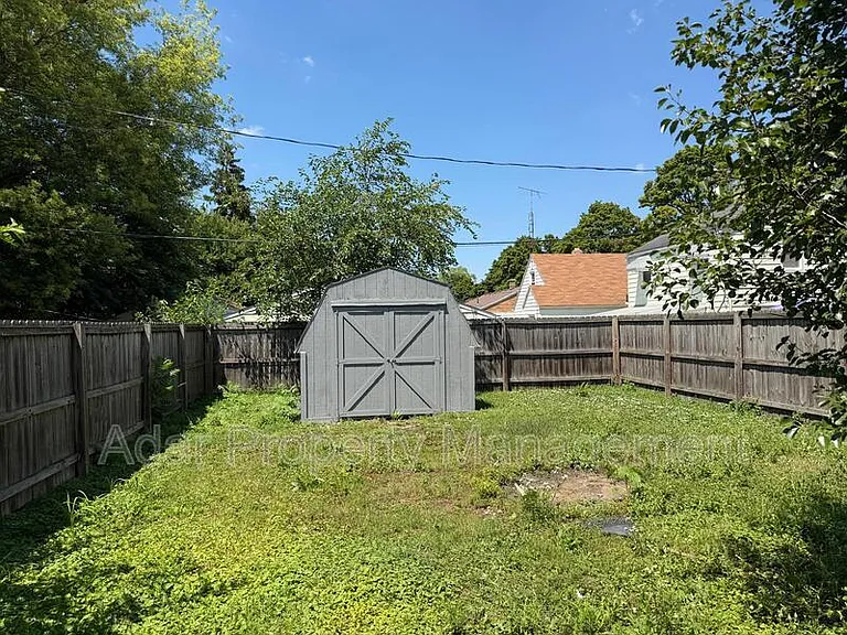 610 Dryden Dr — Photo 17