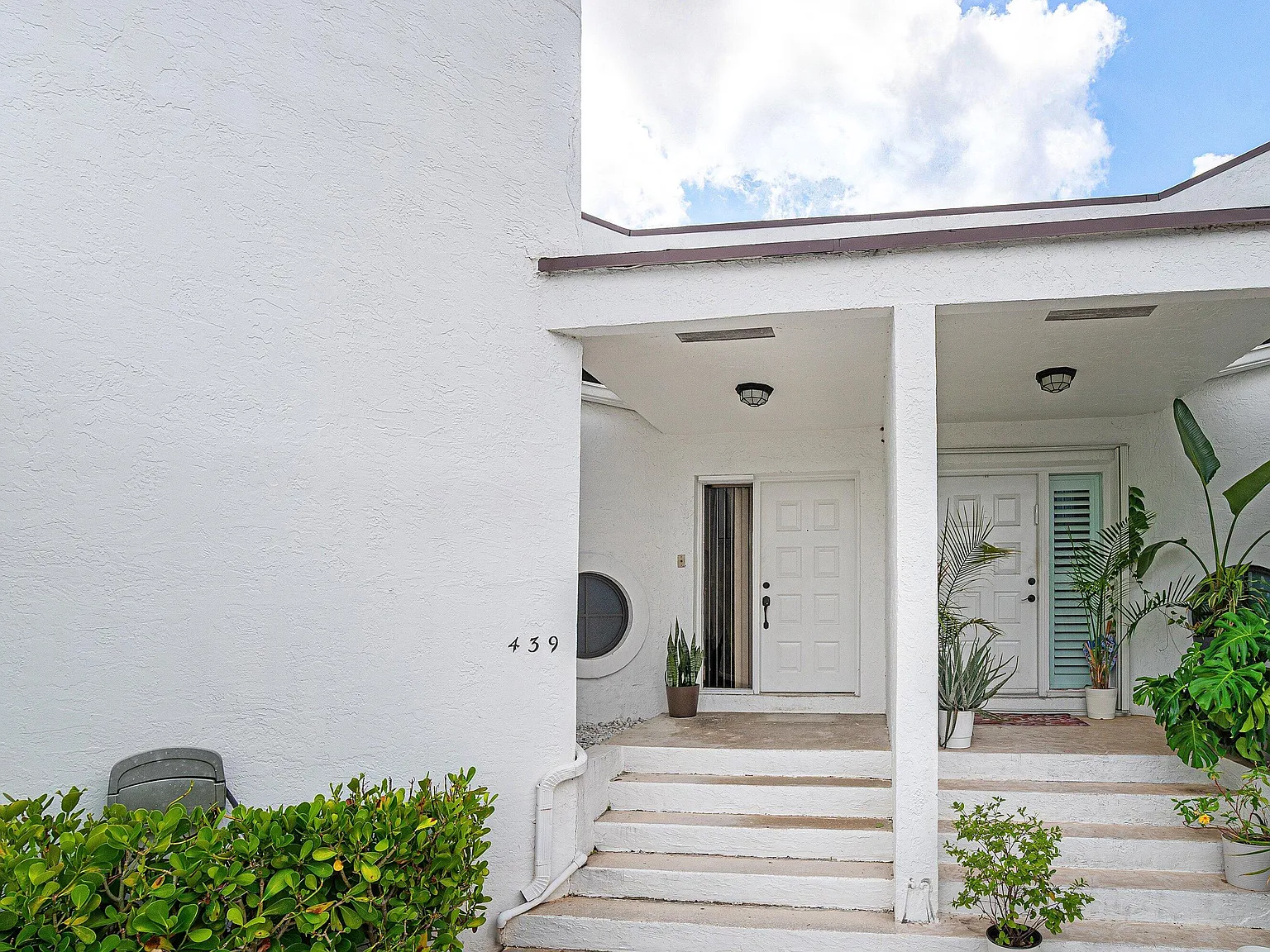 2 bed, 2.5 bath, 1430 sqft, $2,500 — Photo 2