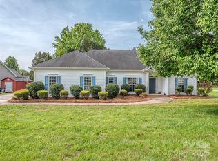 2603 Willis Dr, Harrisburg, NC 28075