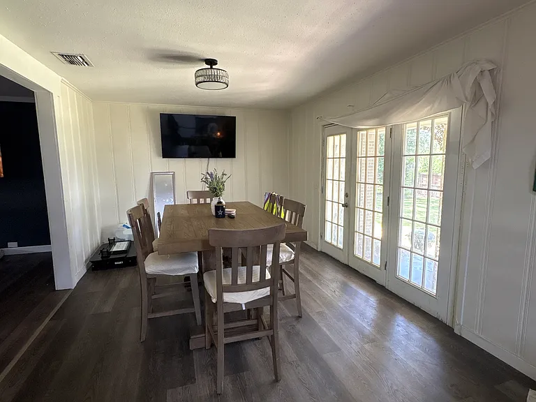 925 Maryland Dr — Photo 5