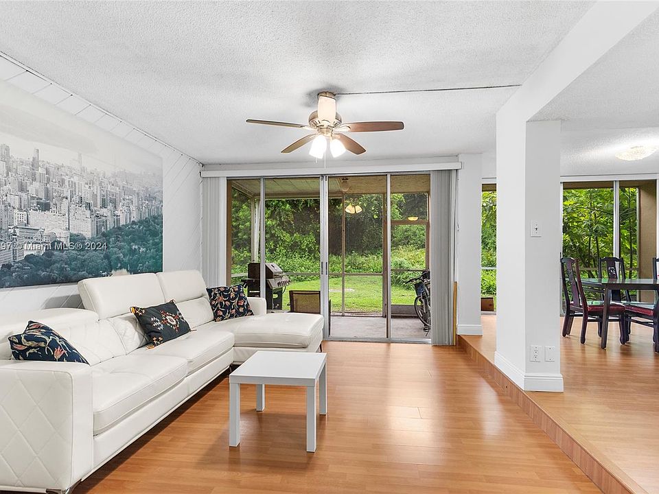 1st image of 9420 Live Oak Pl APT 104