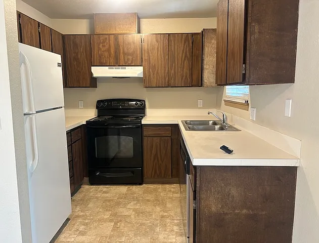 2392 W Fairway Dr — Photo 13