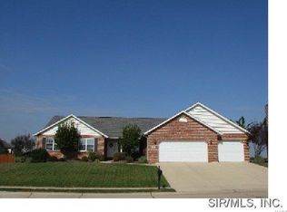 356 Macon Ct, O'Fallon, IL 62269