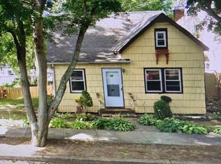 43 Homeland Dr, Huntington, NY