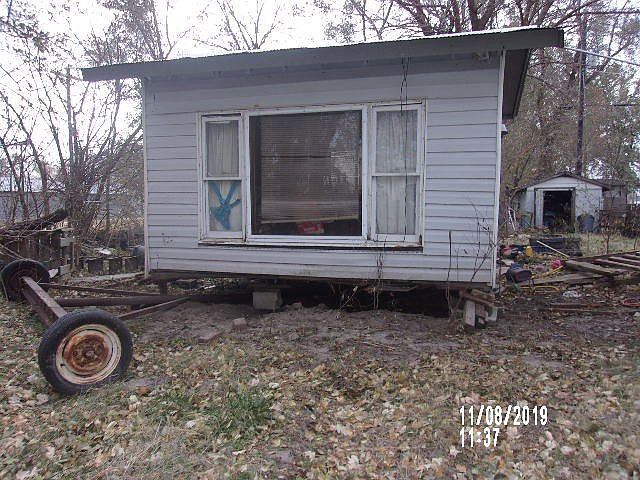 2nd image of 824 Bridge St