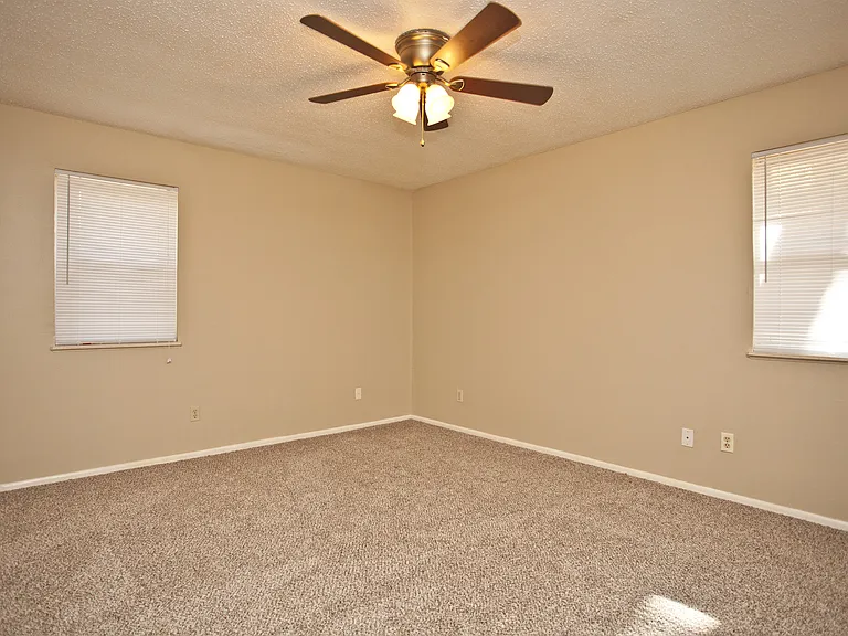 311 Willow Ave — Photo 19