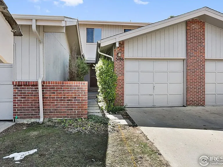 3186 Westwood Ct — Photo 16