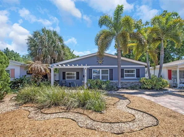 678 71st Ave N, Saint Petersburg, FL 33702