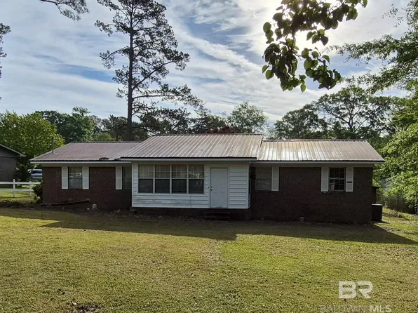 102 Lakewood Dr, Evergreen, AL 36401