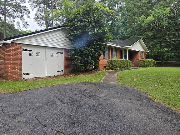 2nd image of 9501 Highway 43 N