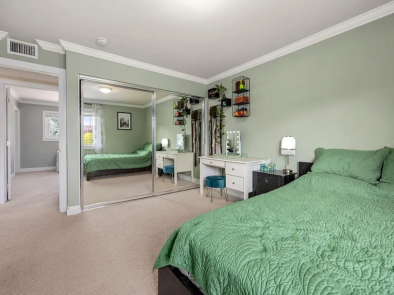 525 S Cardiff St — Photo 12