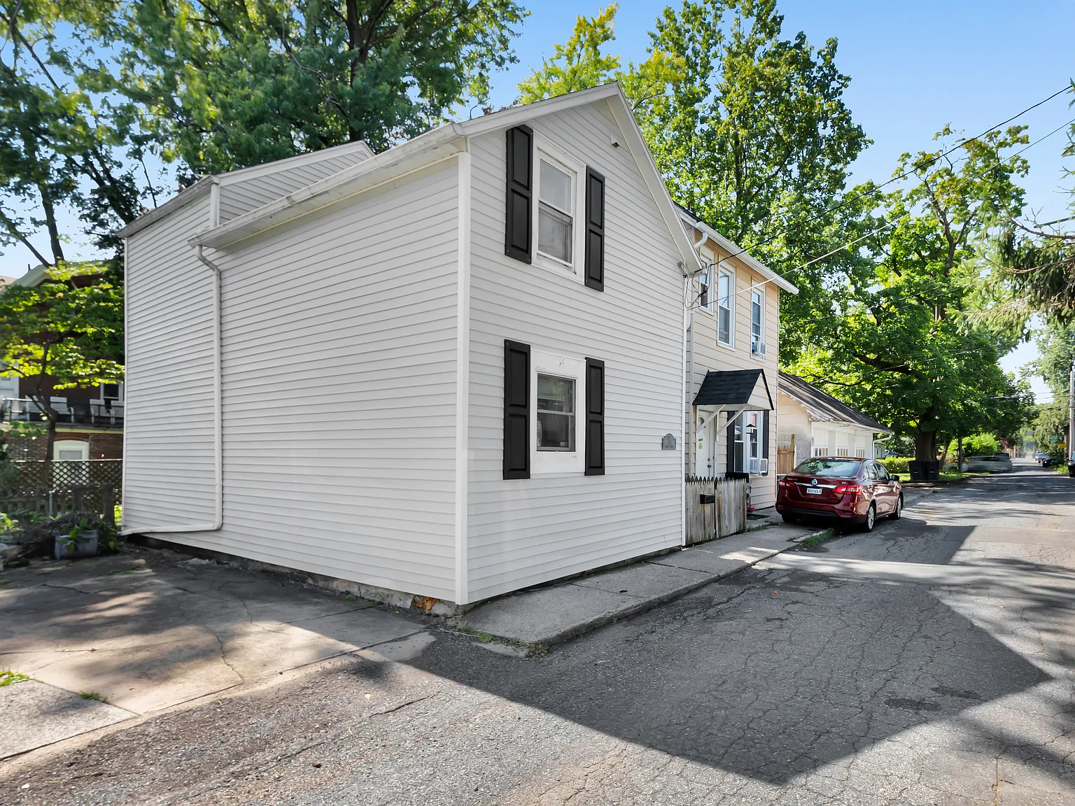 2 bed, 686 sqft, $1,495 — Photo 2